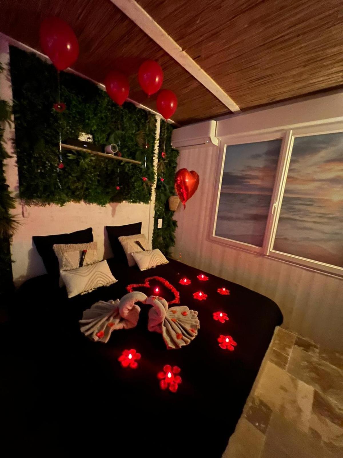 Les Spas De La Mer, Suite & Spa, Love Room, Plein Coeur Du Grau Le Grau-du-Roi Εξωτερικό φωτογραφία