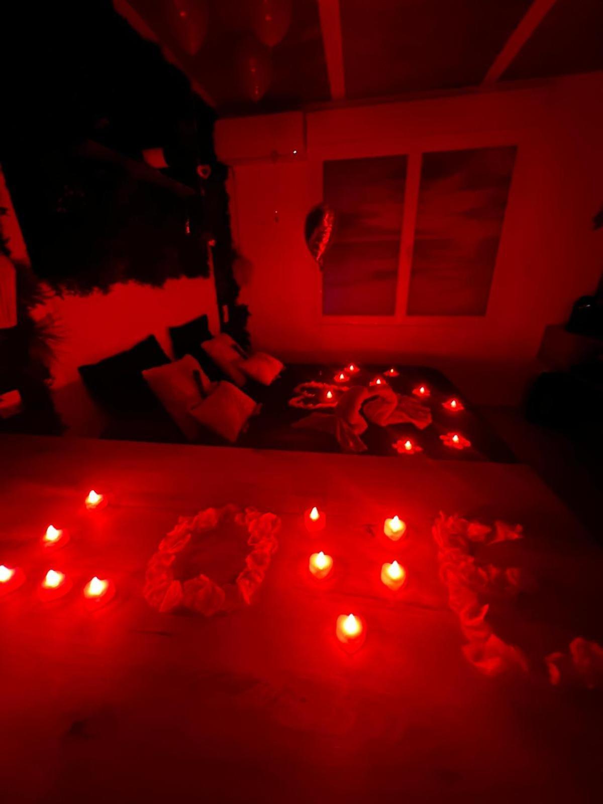 Les Spas De La Mer, Suite & Spa, Love Room, Plein Coeur Du Grau Le Grau-du-Roi Εξωτερικό φωτογραφία